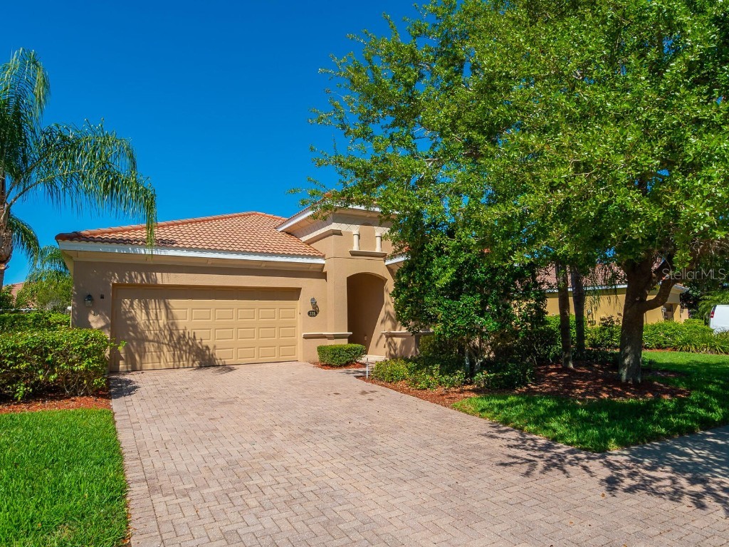 328 River Enclave Court Bradenton FL 34212 A4529678 image1