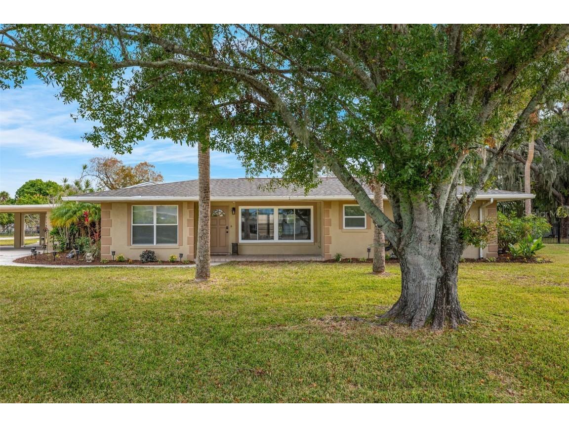 328 Shore Drive Ellenton FL 34222 W7860399 image1