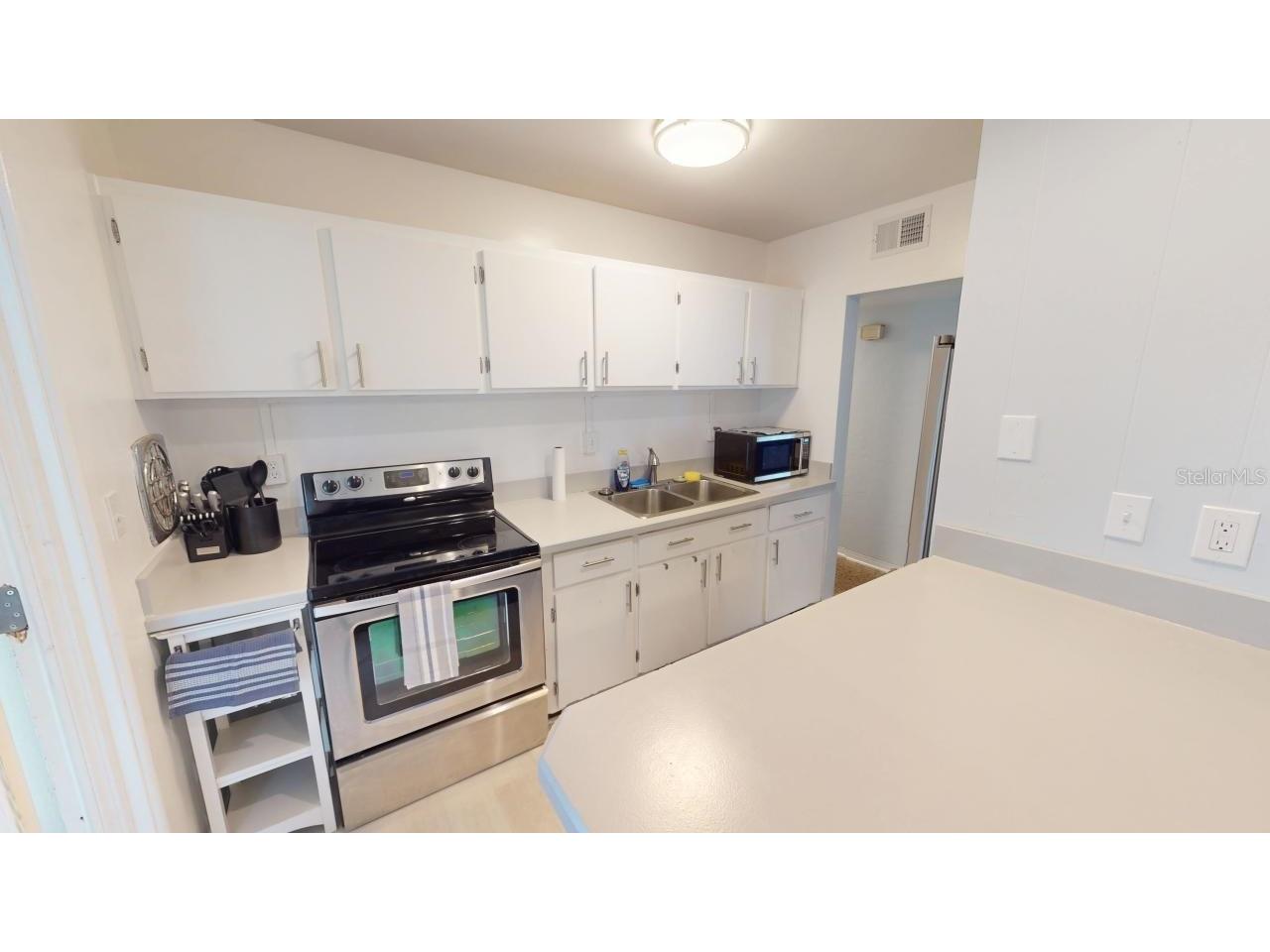 328 Slayton Avenue South Daytona FL 32119 O6325031 image7