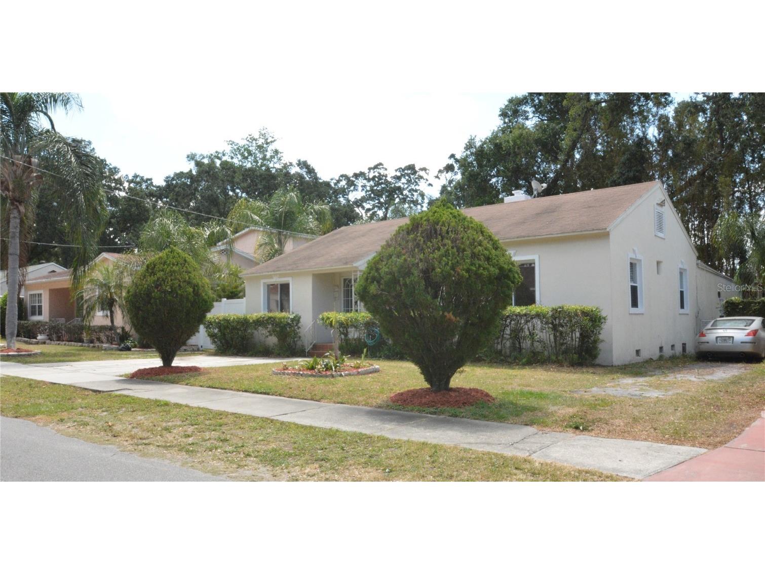 328 W Rio Vista Court Tampa FL 33604 A4567582 image1