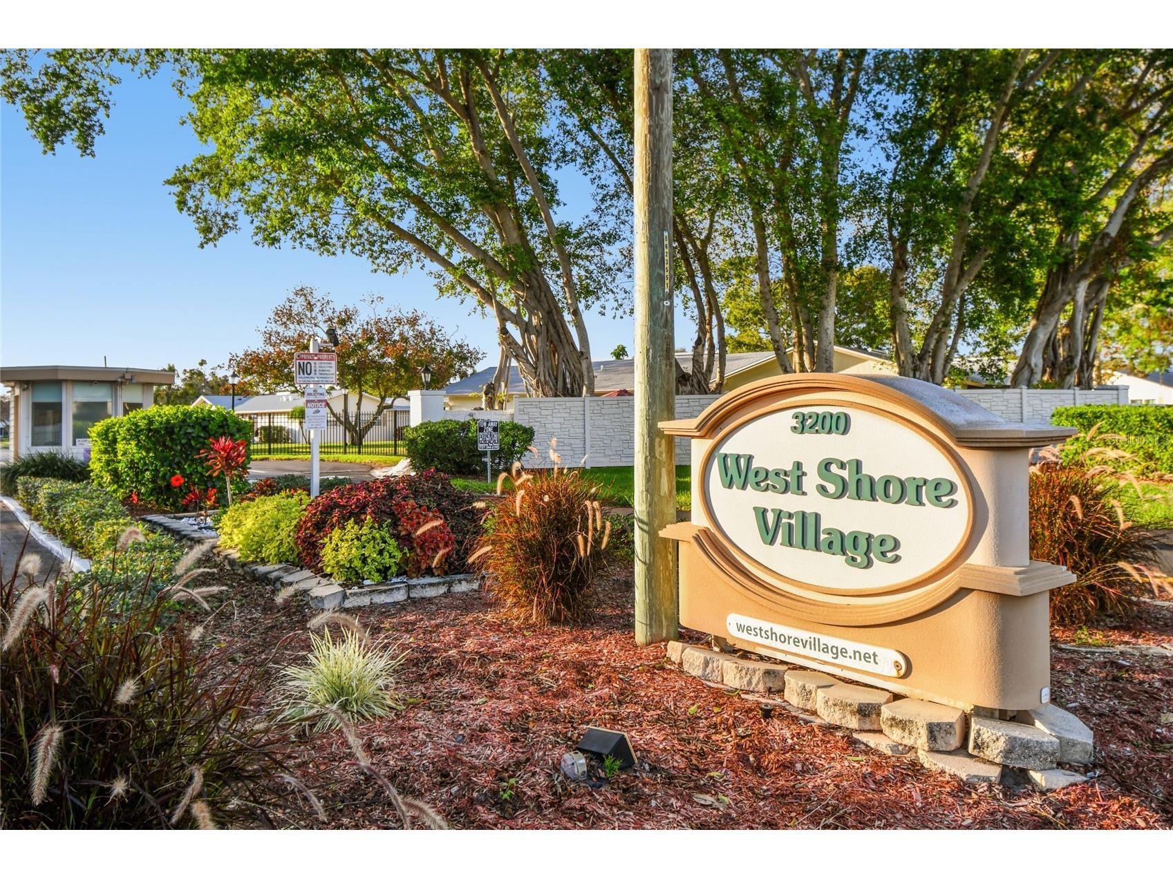 3280 37th Way S #B Saint Petersburg FL 33711 TB8489380 image1