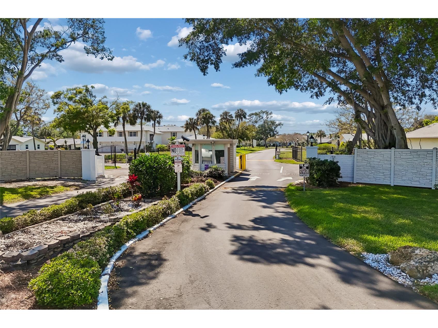 3280 37th Way S #B Saint Petersburg FL 33711 TB8489380 image2