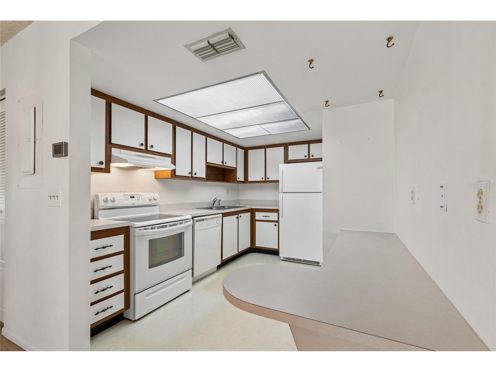 3280 37th Way S #B Saint Petersburg FL 33711 TB8489380 image21