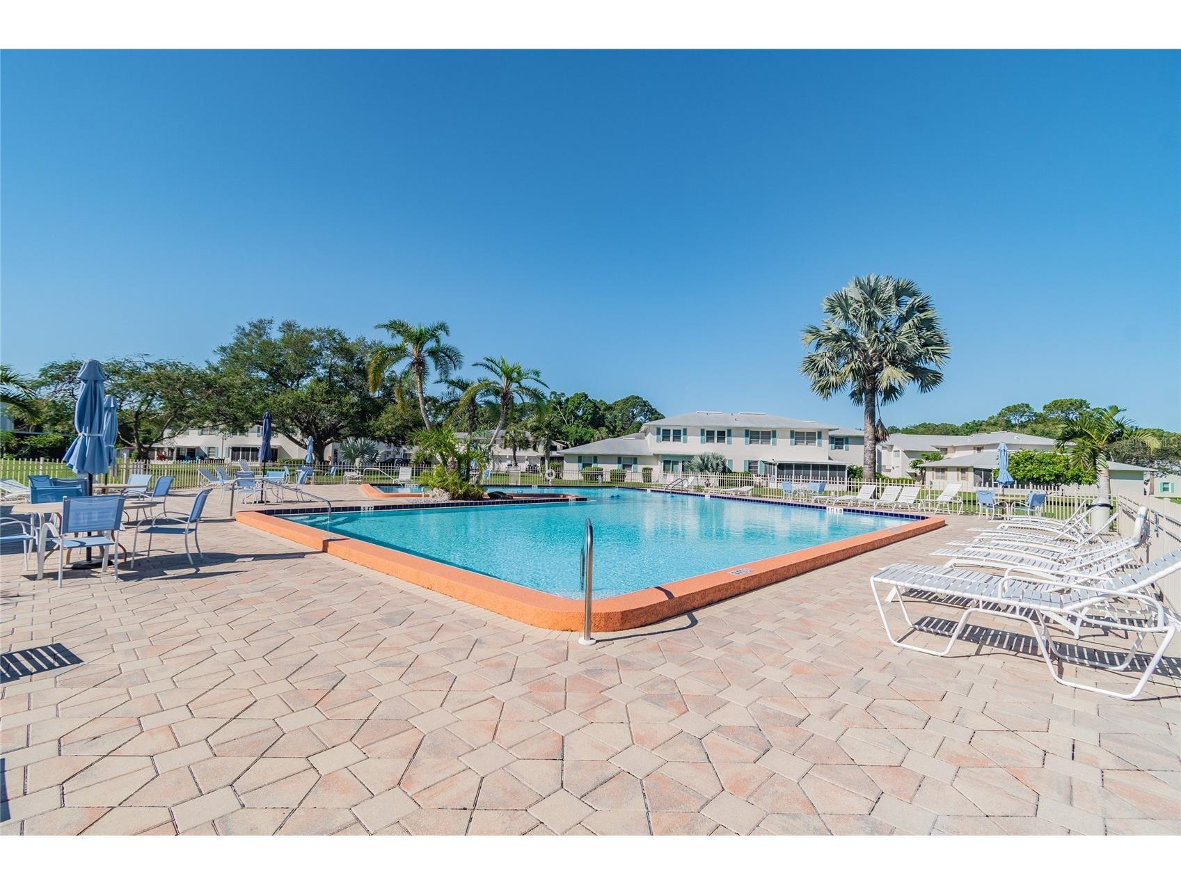 3280 37th Way S #B Saint Petersburg FL 33711 TB8489380 image46