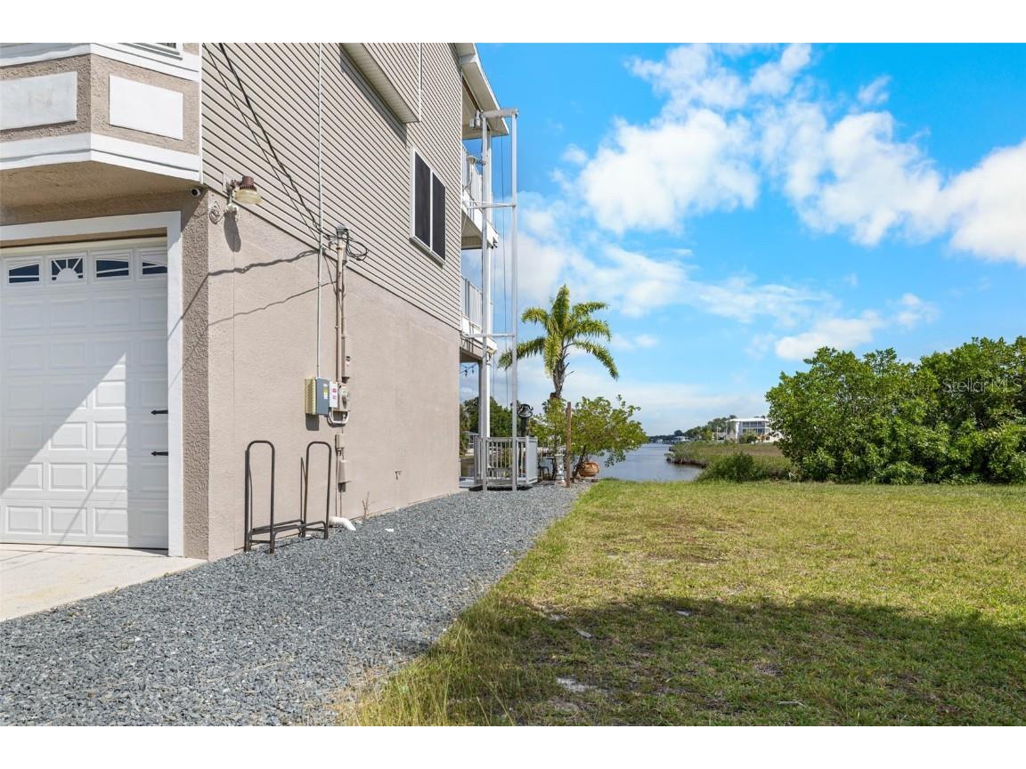 3280 Gulf Winds Circle Hernando Beach FL 34607 - GULF TB8439948 image10