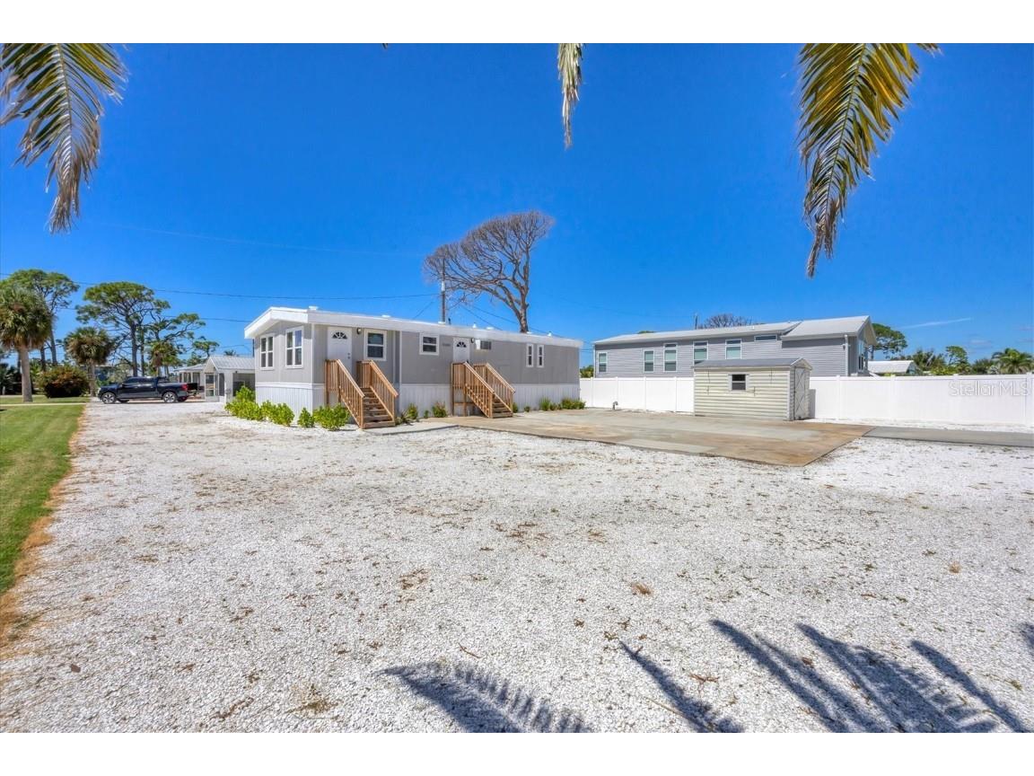 3280 Holly Avenue Englewood FL 34224 D6143580 image4