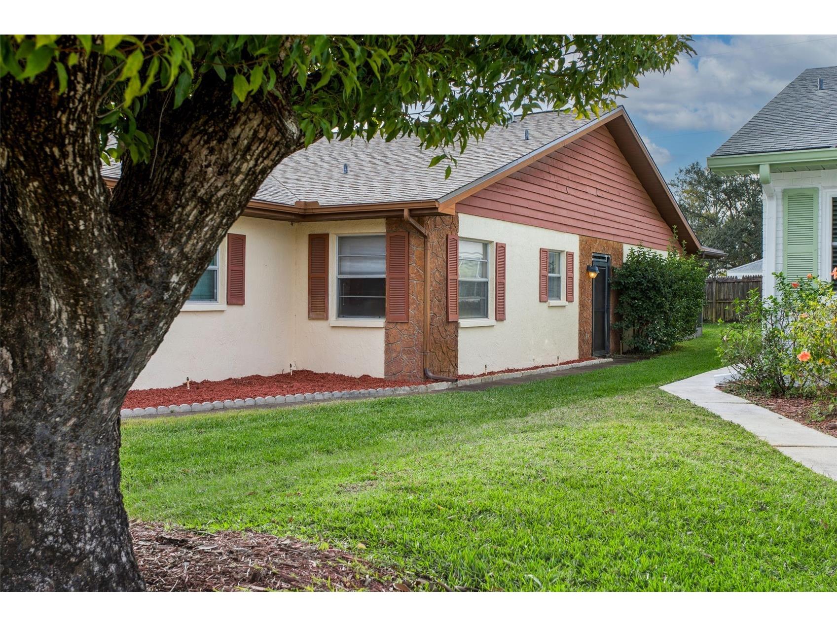 3280 Mcmath Drive Palm Harbor FL 34684 - LAKE TARPON TB8464907 image3