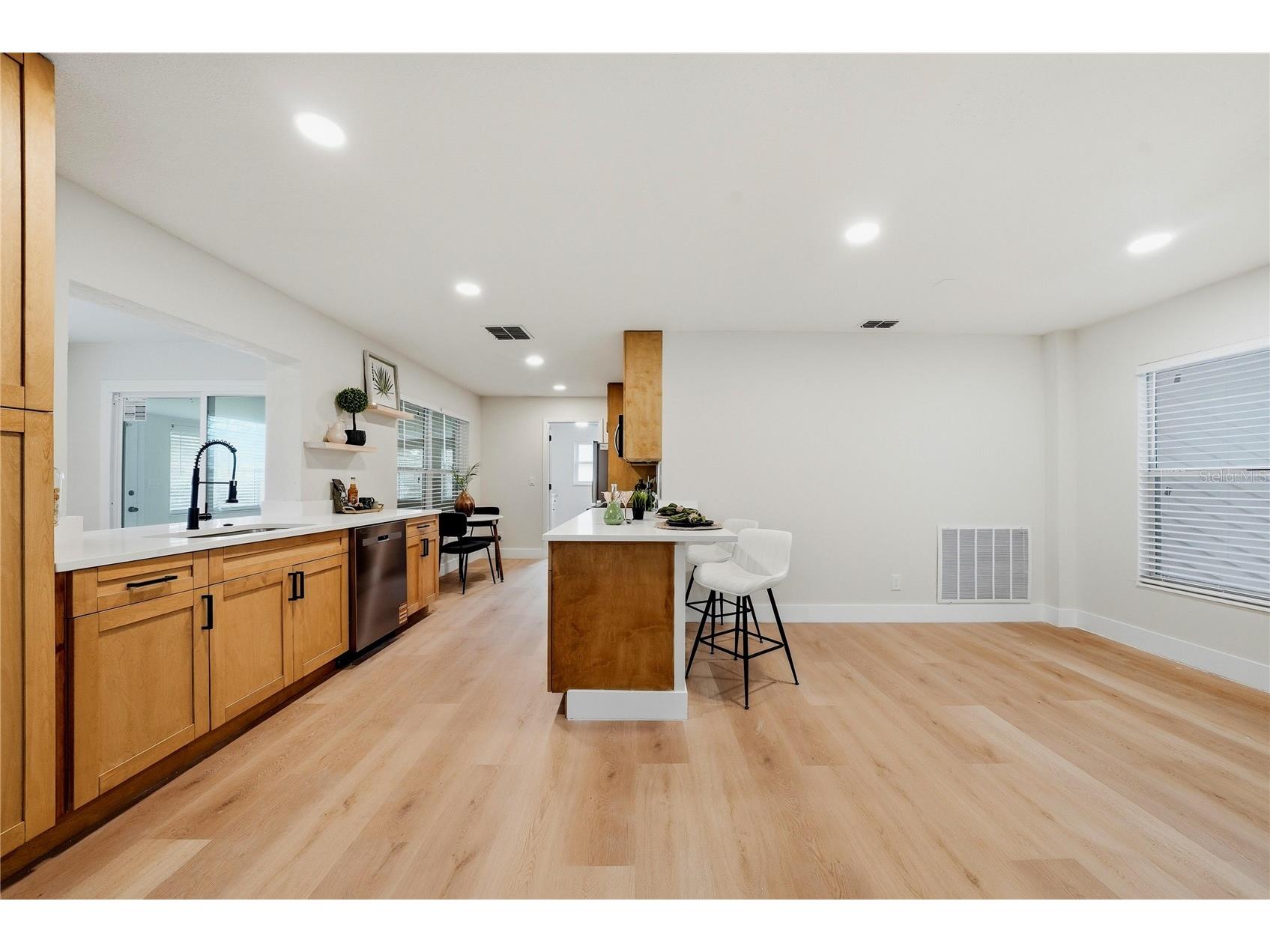 3280 Skene Terrace Palm Harbor FL 34684 O6413333 image16