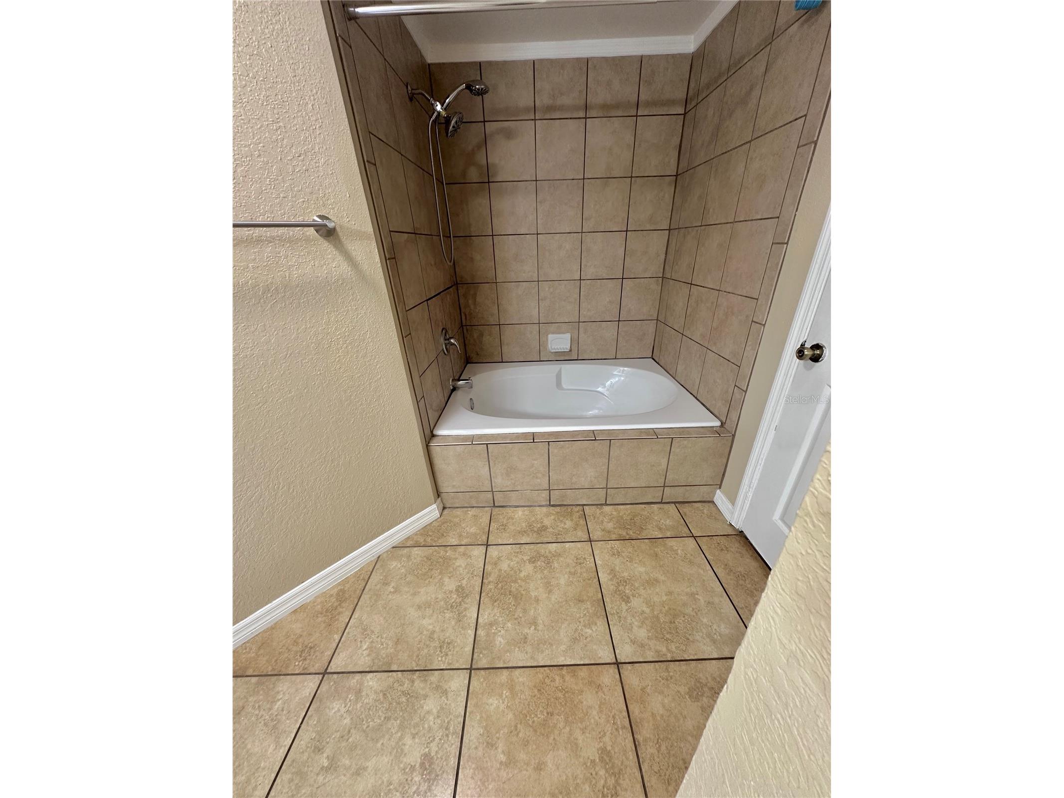 3280 Soho Street #207 Orlando FL 32835 - TURKEY LAKE O6405847 image20