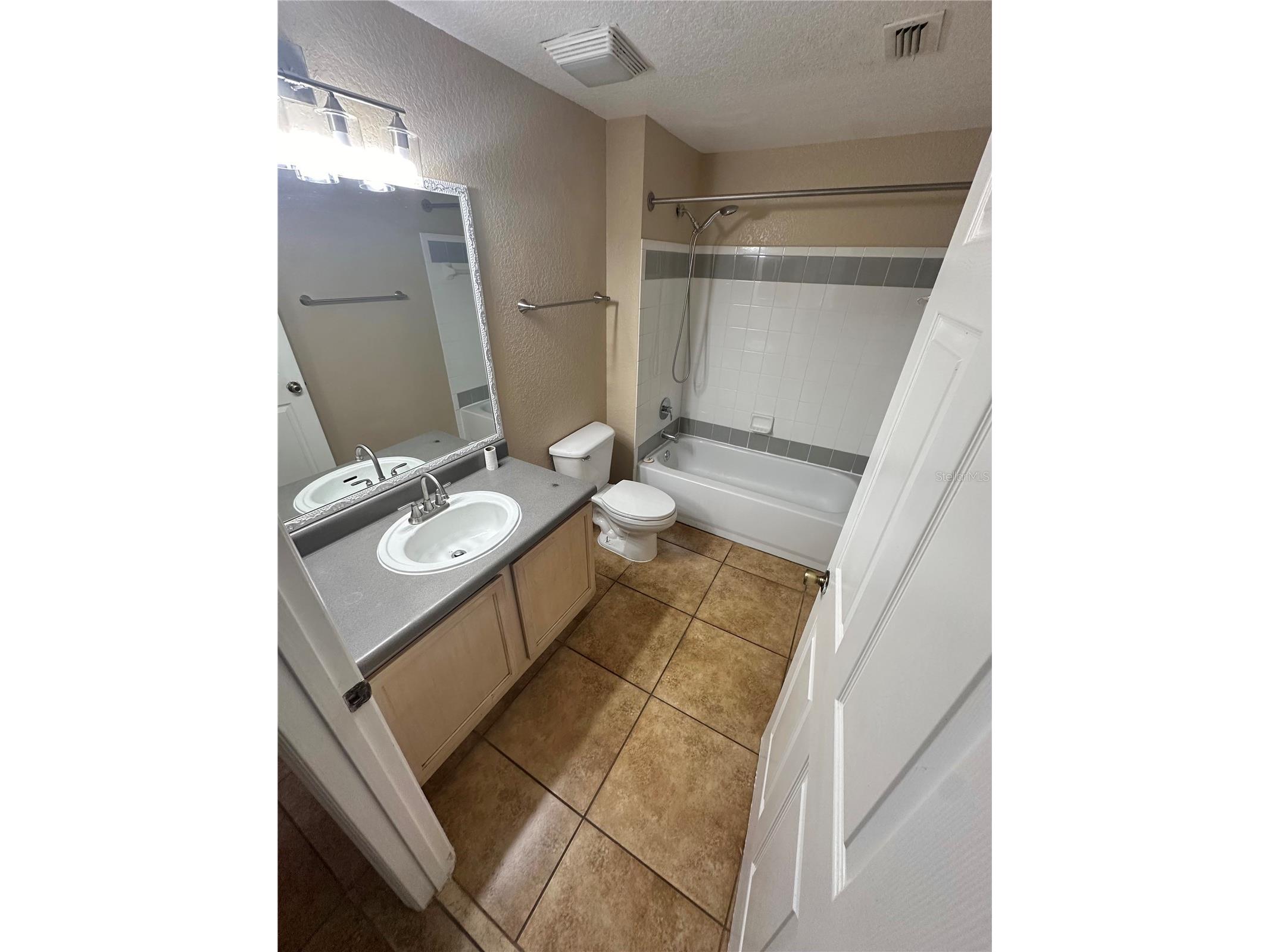 3280 Soho Street #207 Orlando FL 32835 - TURKEY LAKE O6405847 image23