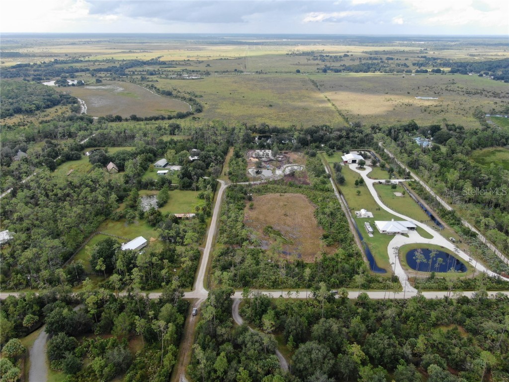 32801 Hwy 441 N #12 Okeechobee FL 34972 TB8378975 image1