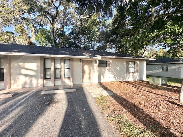 32801 Lake Square Court Leesburg FL 34788 G5105292 image1