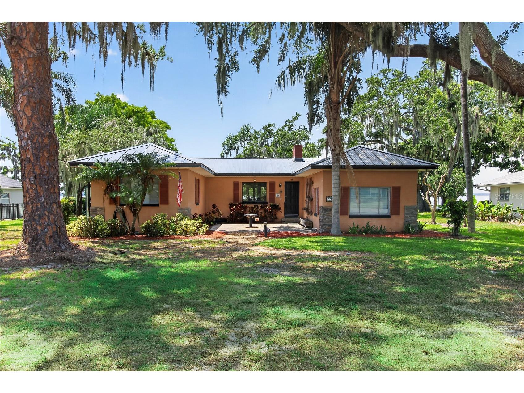 32805 Lake Eustis Drive Tavares FL 32778 - LAKE EUSTIS O6416810 image2