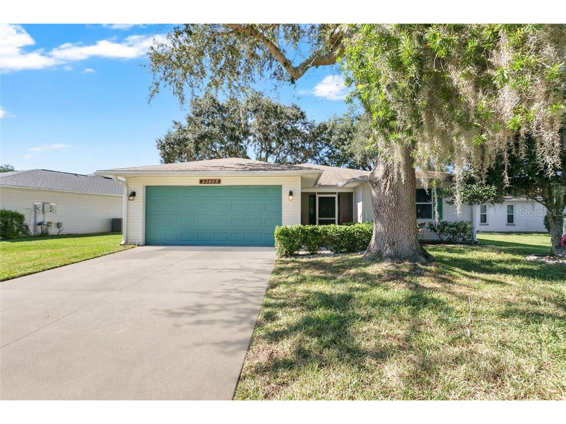 32805 Oak Park Drive Leesburg FL 34748 G5100425 image1