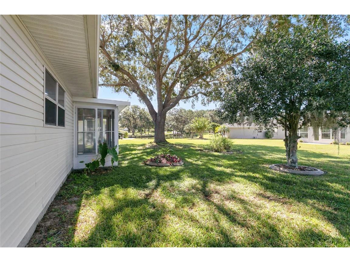 32805 Oak Park Drive Leesburg FL 34748 G5100425 image24