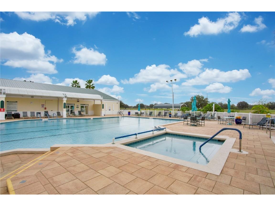 32805 Oak Park Drive Leesburg FL 34748 G5100425 image38