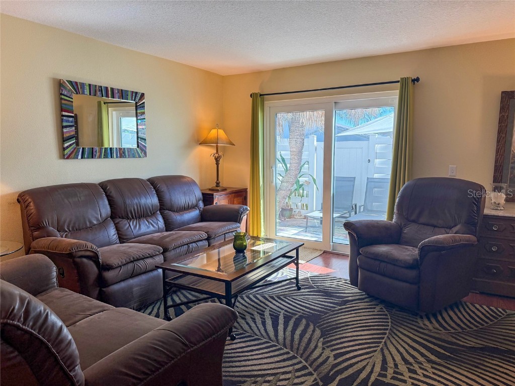 3281 38th Way S #B Saint Petersburg FL 33711 TB8444273 image2