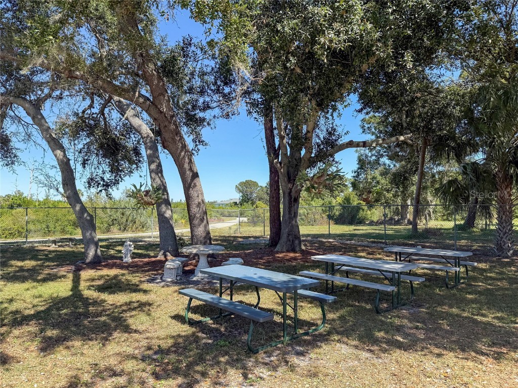 3281 38th Way S #B Saint Petersburg FL 33711 TB8444273 image29