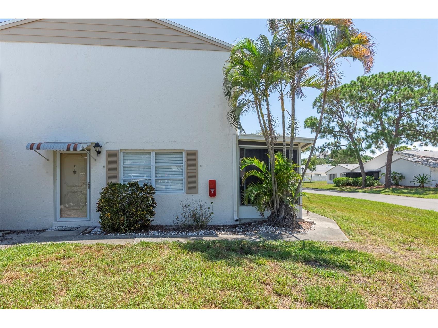 3281 38th Way S #C Saint Petersburg FL 33711 - CLAM BAYOU TB8526250 image1