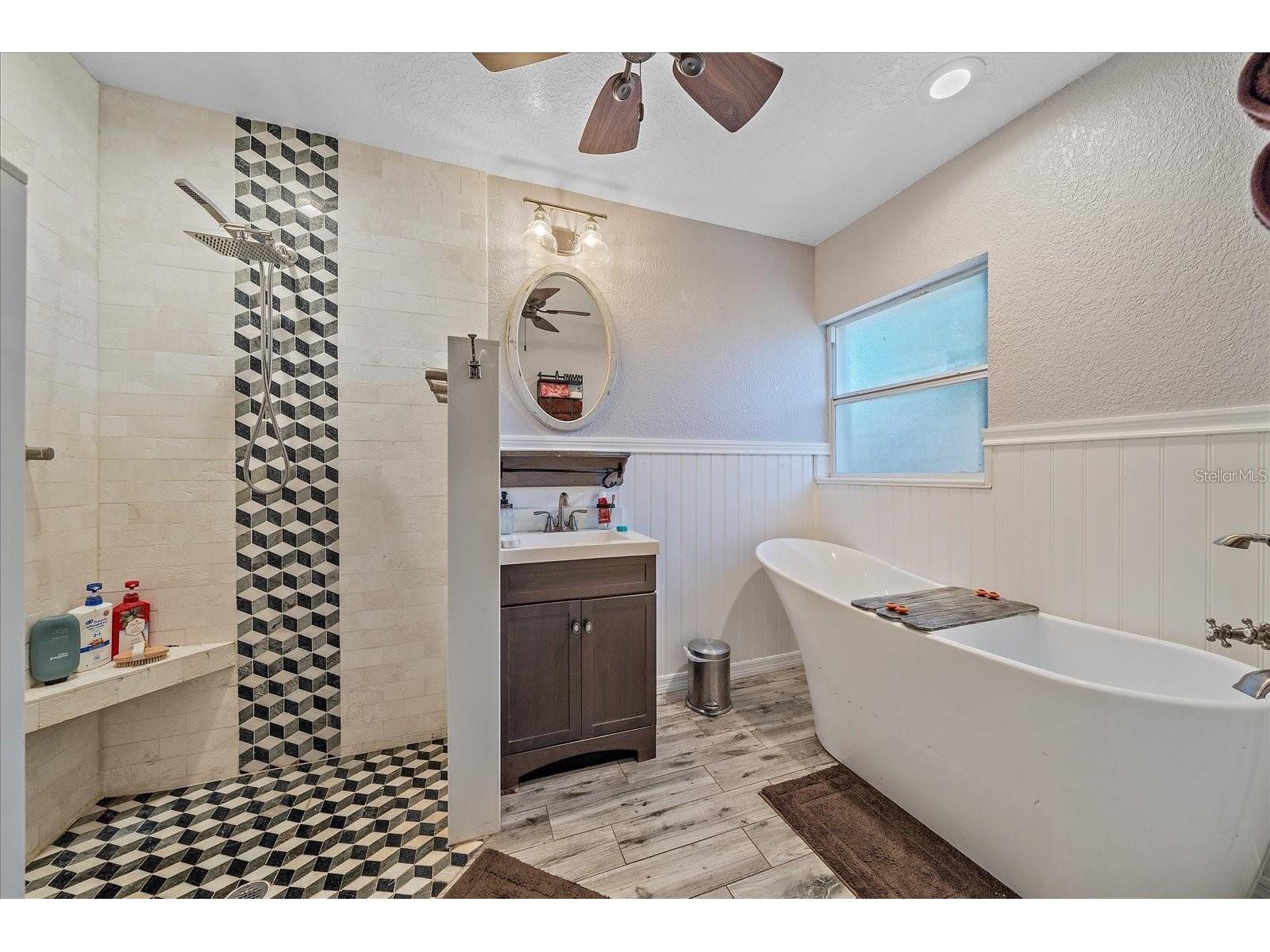3281 8th Street Sarasota FL 34237 A4692907 image17