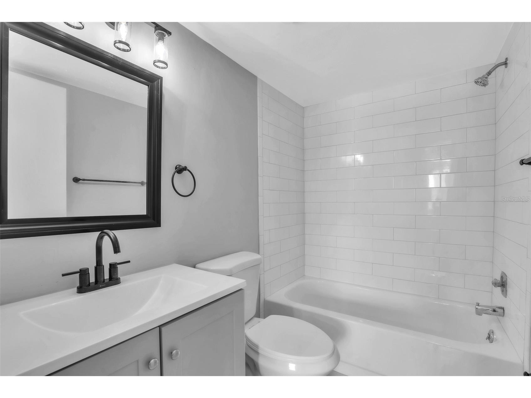 3281 Beneva Road #202 Sarasota FL 34232 TB8516148 image17