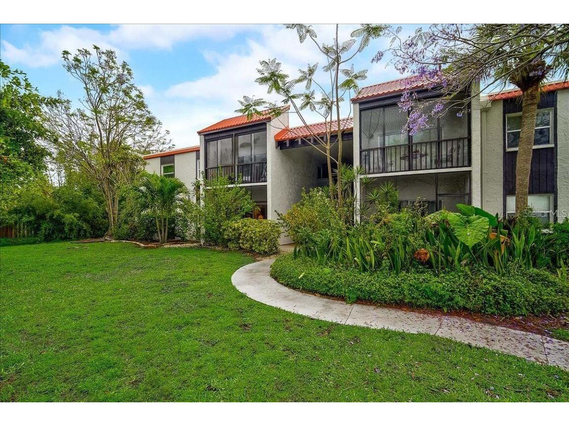 3281 Beneva Road #203 Sarasota FL 34232 A4568743 image1