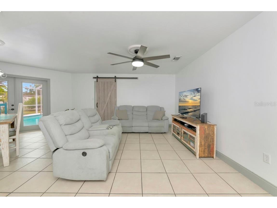 3281 Dante Drive Sarasota FL 34235 A4674820 image14