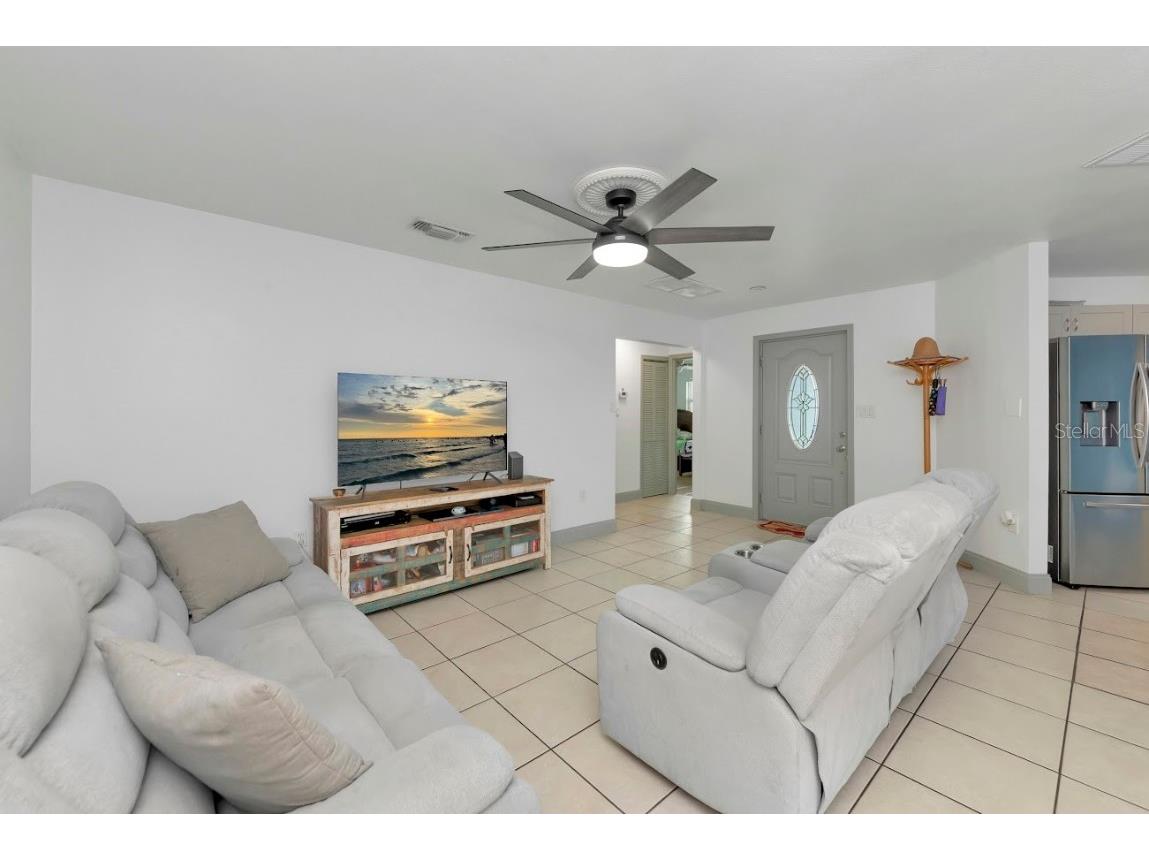 3281 Dante Drive Sarasota FL 34235 A4674820 image16