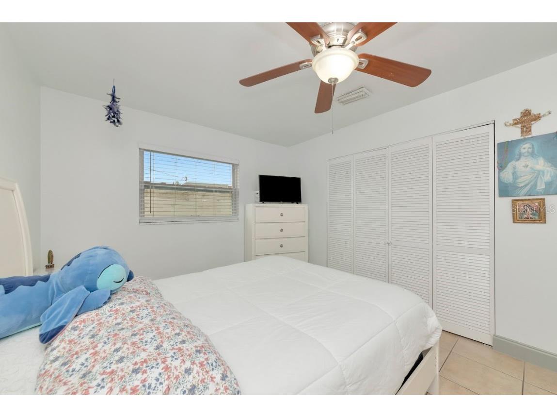 3281 Dante Drive Sarasota FL 34235 A4674820 image17