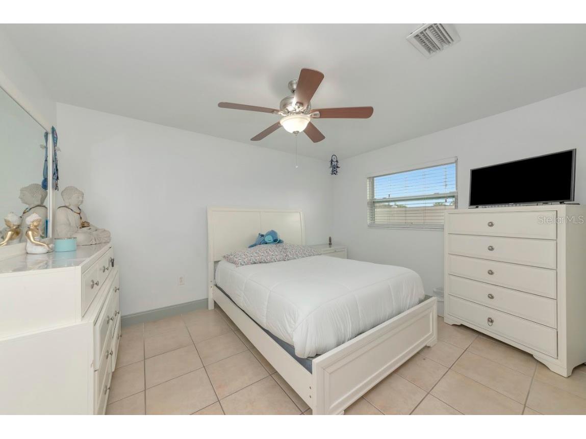 3281 Dante Drive Sarasota FL 34235 A4674820 image19