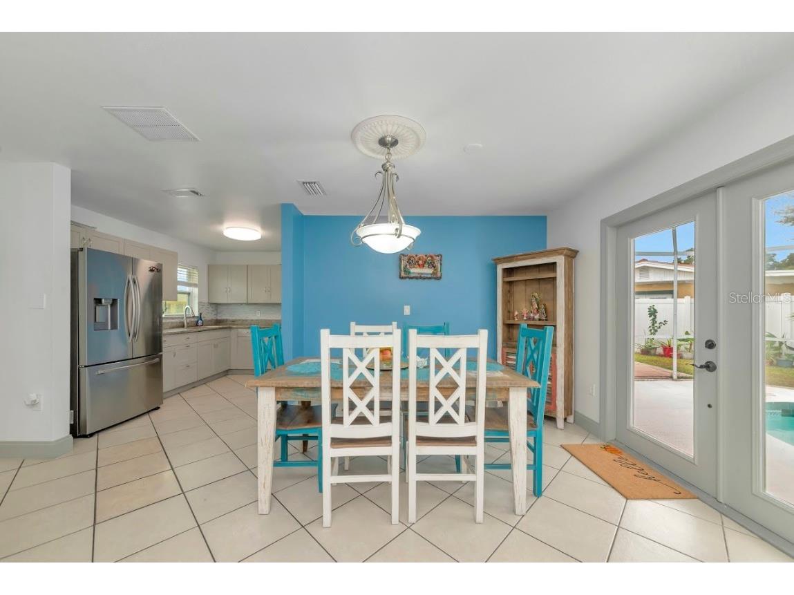 3281 Dante Drive Sarasota FL 34235 A4674820 image6