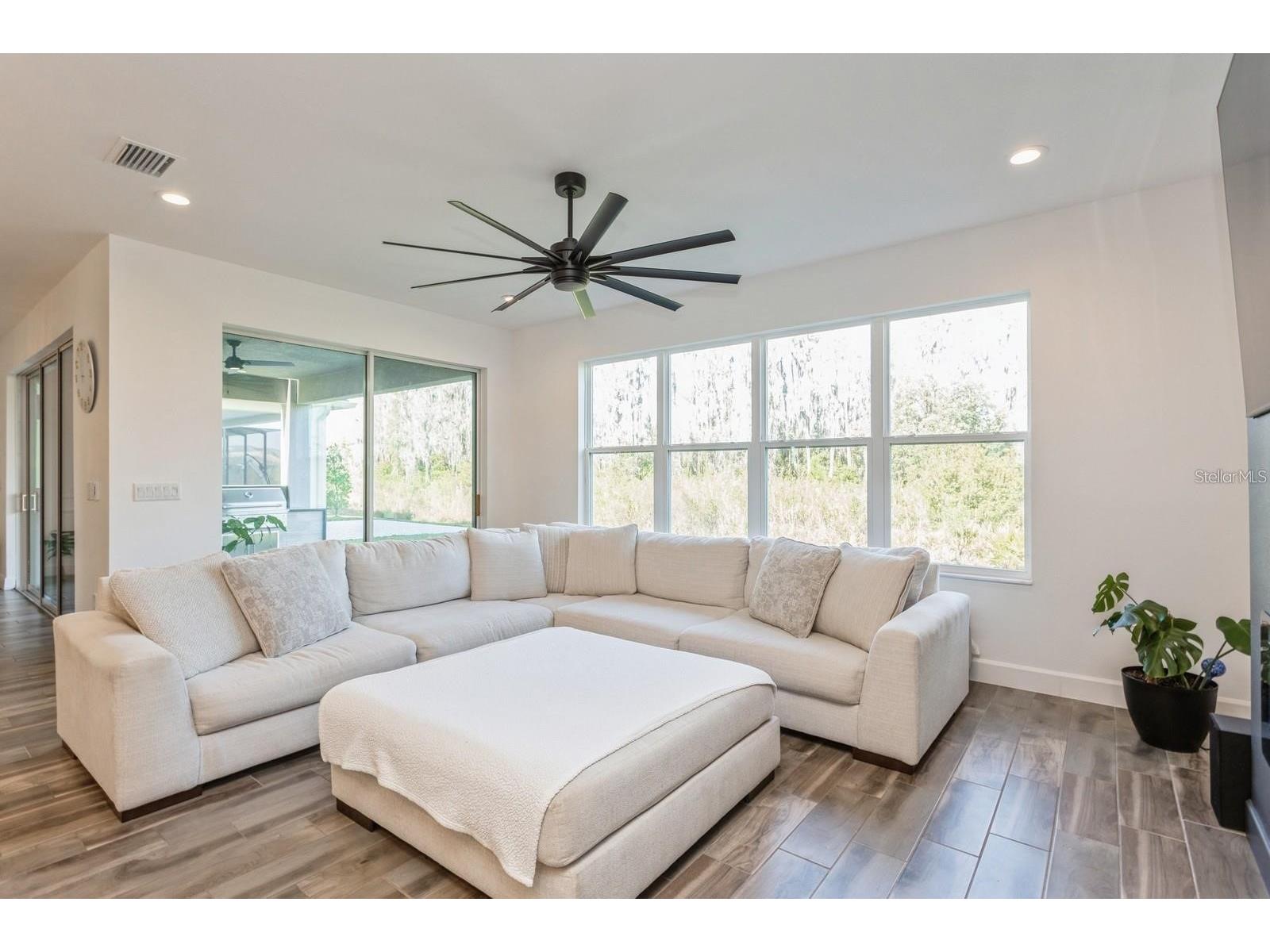 3281 Great Banyan Way Wesley Chapel FL 33543 TB8503678 image16