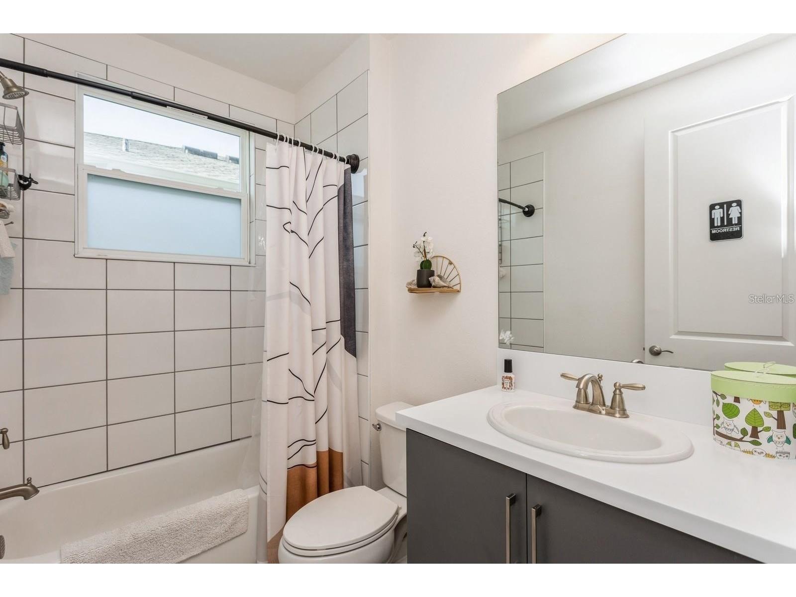 3281 Great Banyan Way Wesley Chapel FL 33543 TB8503678 image24