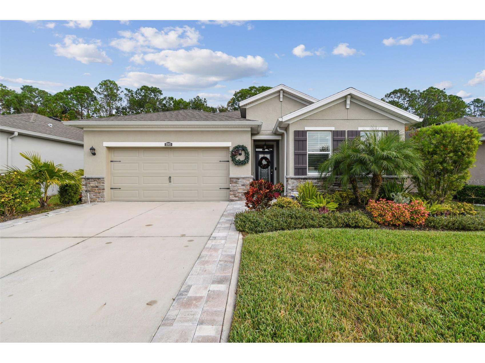 32813 Sand Creek Drive Wesley Chapel FL 33543 TB8457683 image1