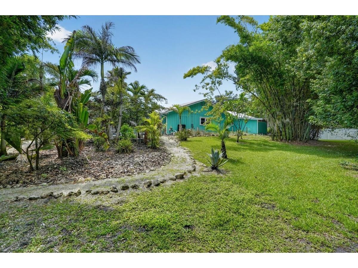 3282 Tobero Lane Sarasota FL 34235 A4697976 image39