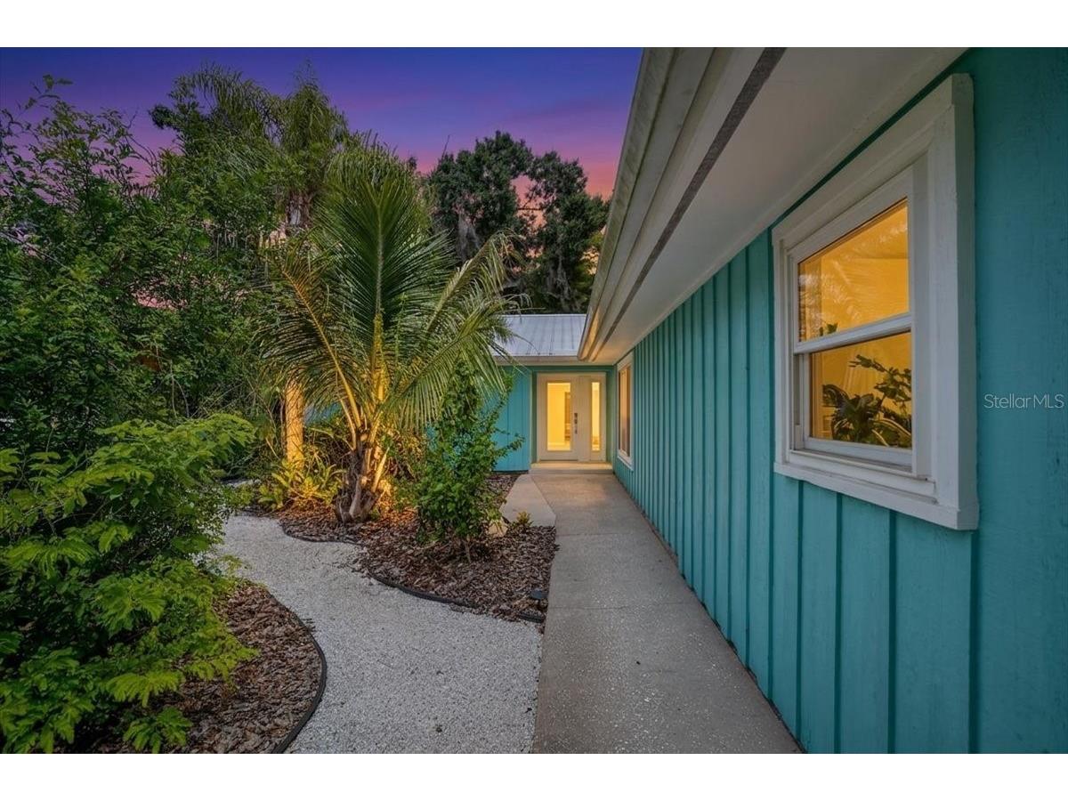 3282 Tobero Lane Sarasota FL 34235 A4697976 image51