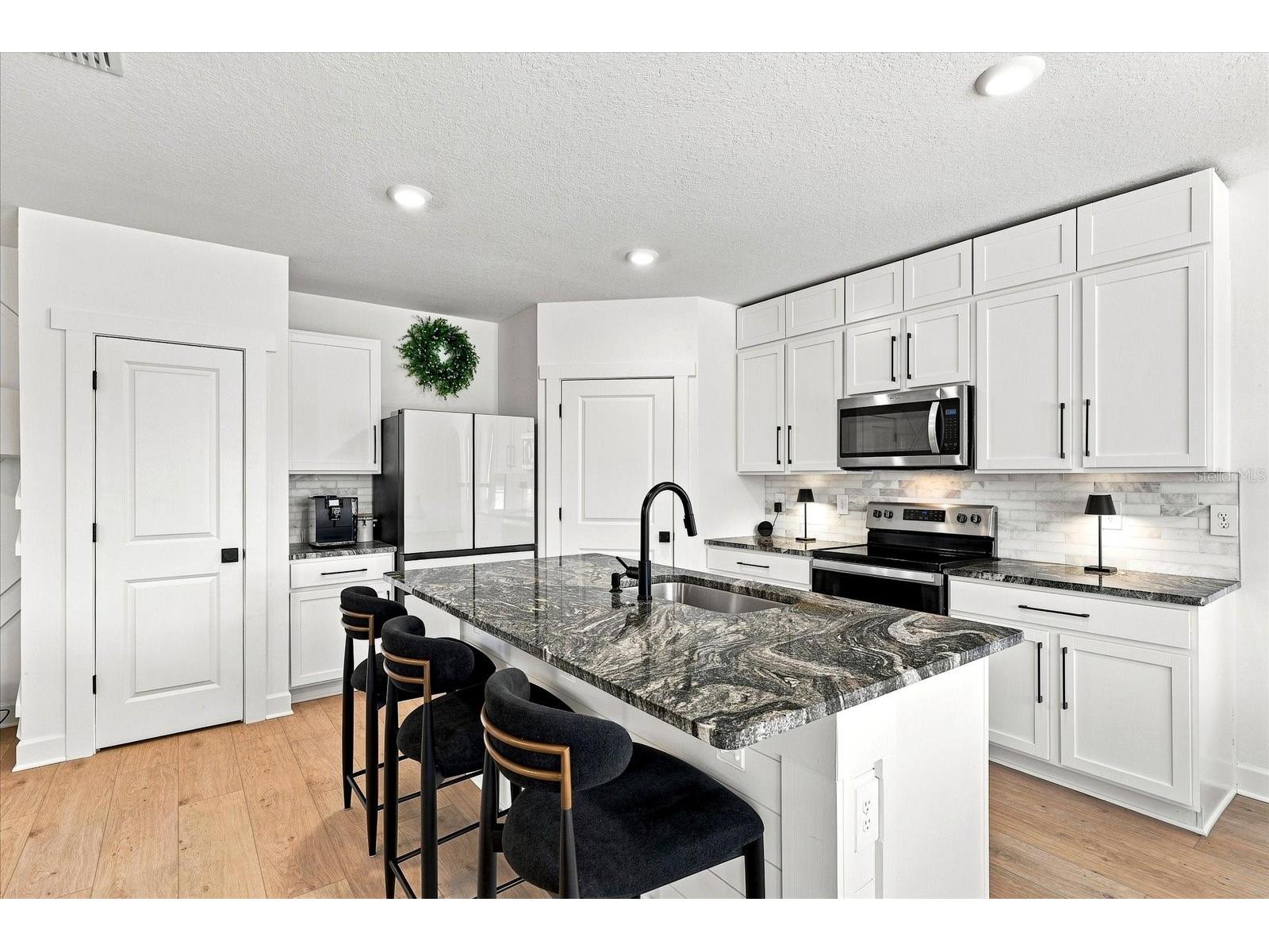 3283 Hilltop Circle Lakewood Ranch FL 34211 - COMMUNITY POND A4699892 image17