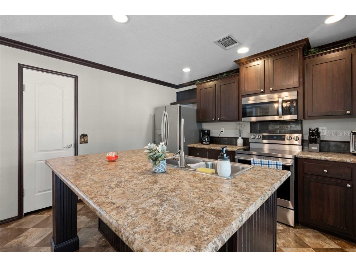 3283 Neff Lake Road Brooksville FL 34602 TB8415247 image14