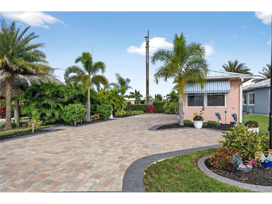 3283 Red Tail Hawk Drive Polk City FL 33868 TB8456356 image4