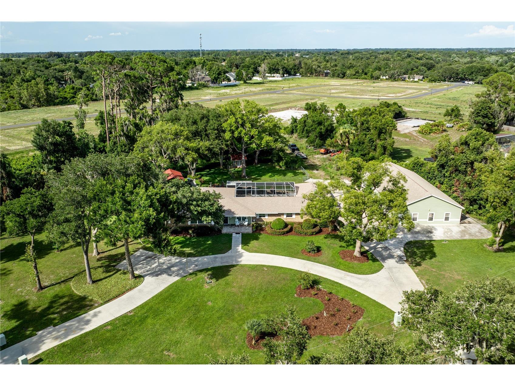 32834 Lakeshore Drive Tavares FL 32778 - LAKE DORA THE HARRIS CHAIN OF LAKES G5114617 image10