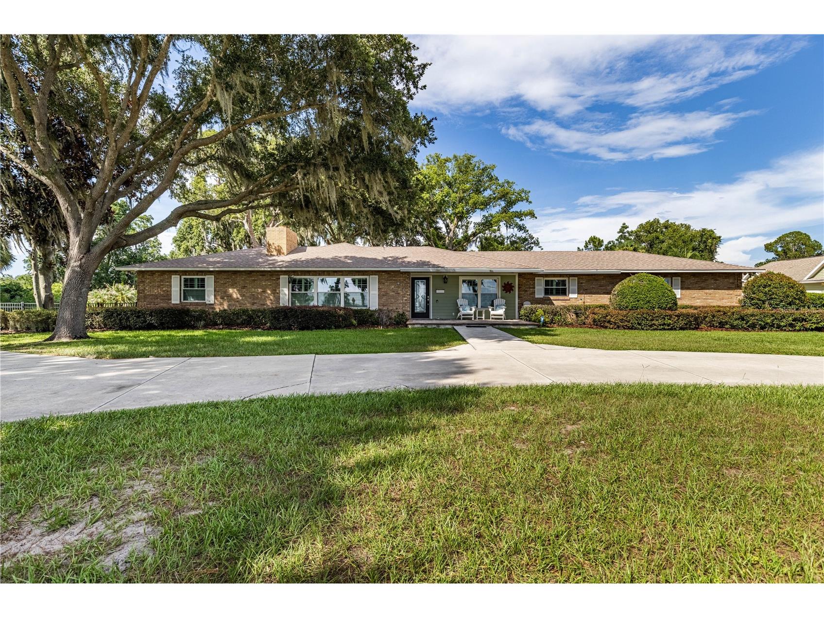 32834 Lakeshore Drive Tavares FL 32778 - LAKE DORA THE HARRIS CHAIN OF LAKES G5114617 image18