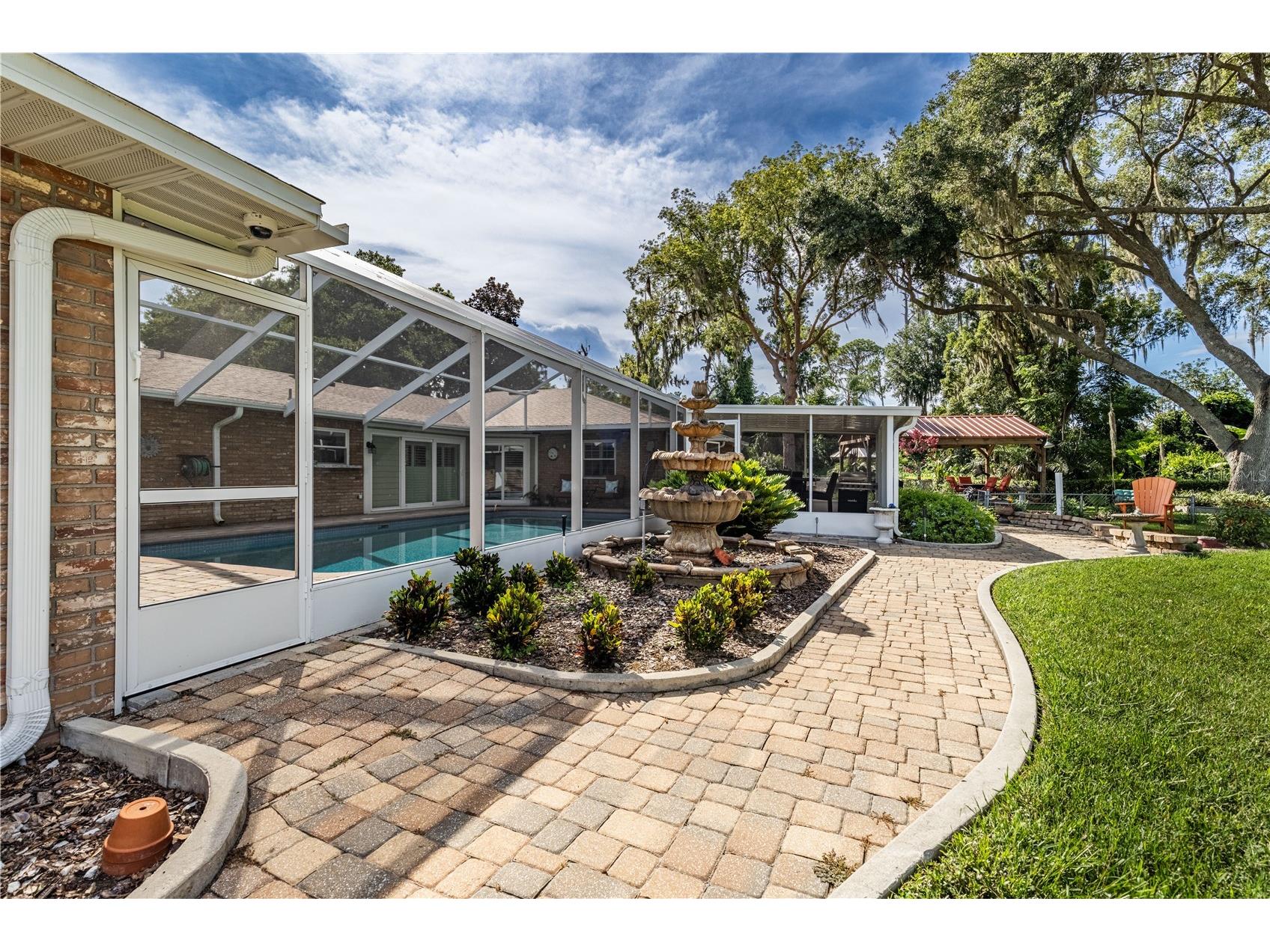 32834 Lakeshore Drive Tavares FL 32778 - LAKE DORA THE HARRIS CHAIN OF LAKES G5114617 image23