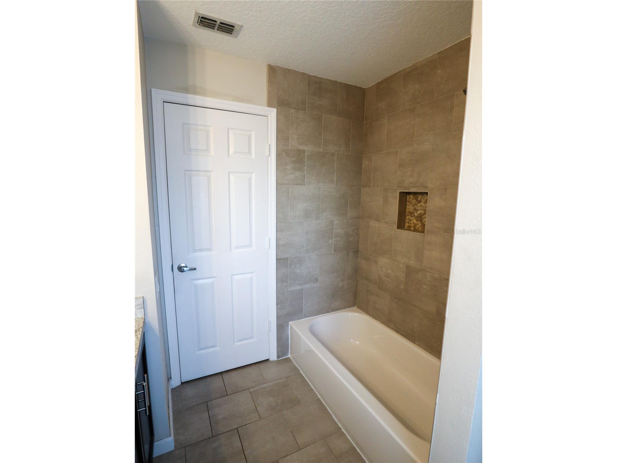 3284 Falcon Point Drive Kissimmee FL 34741 O6375092 image25