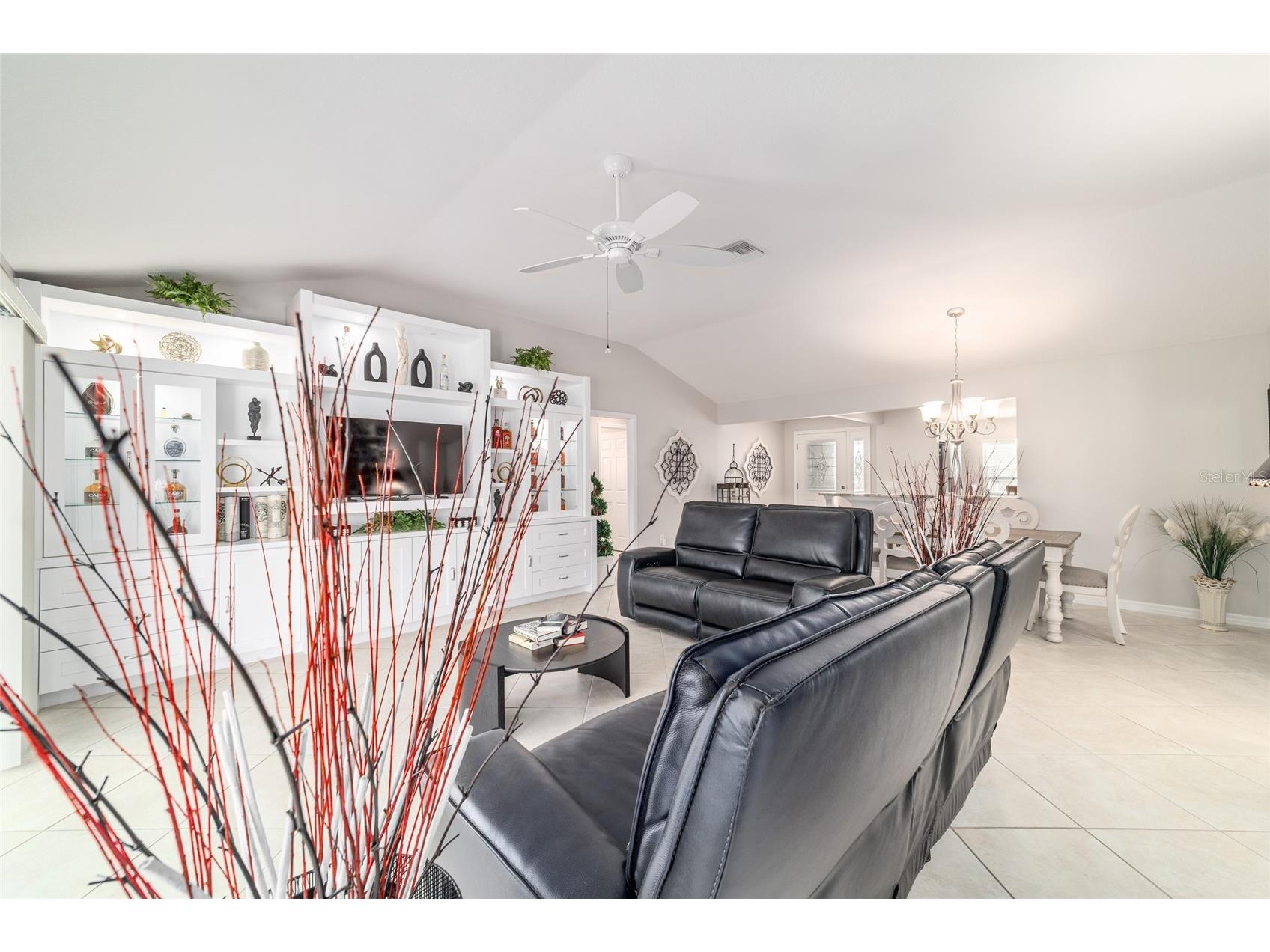 3285 Dressendorfer Drive The Villages FL 32163 OM724285 image10