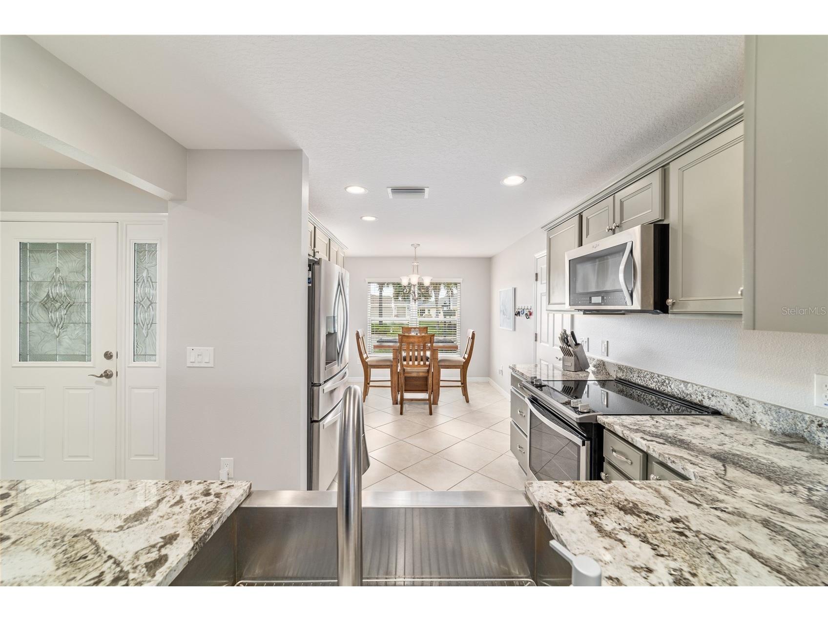 3285 Dressendorfer Drive The Villages FL 32163 OM724285 image15