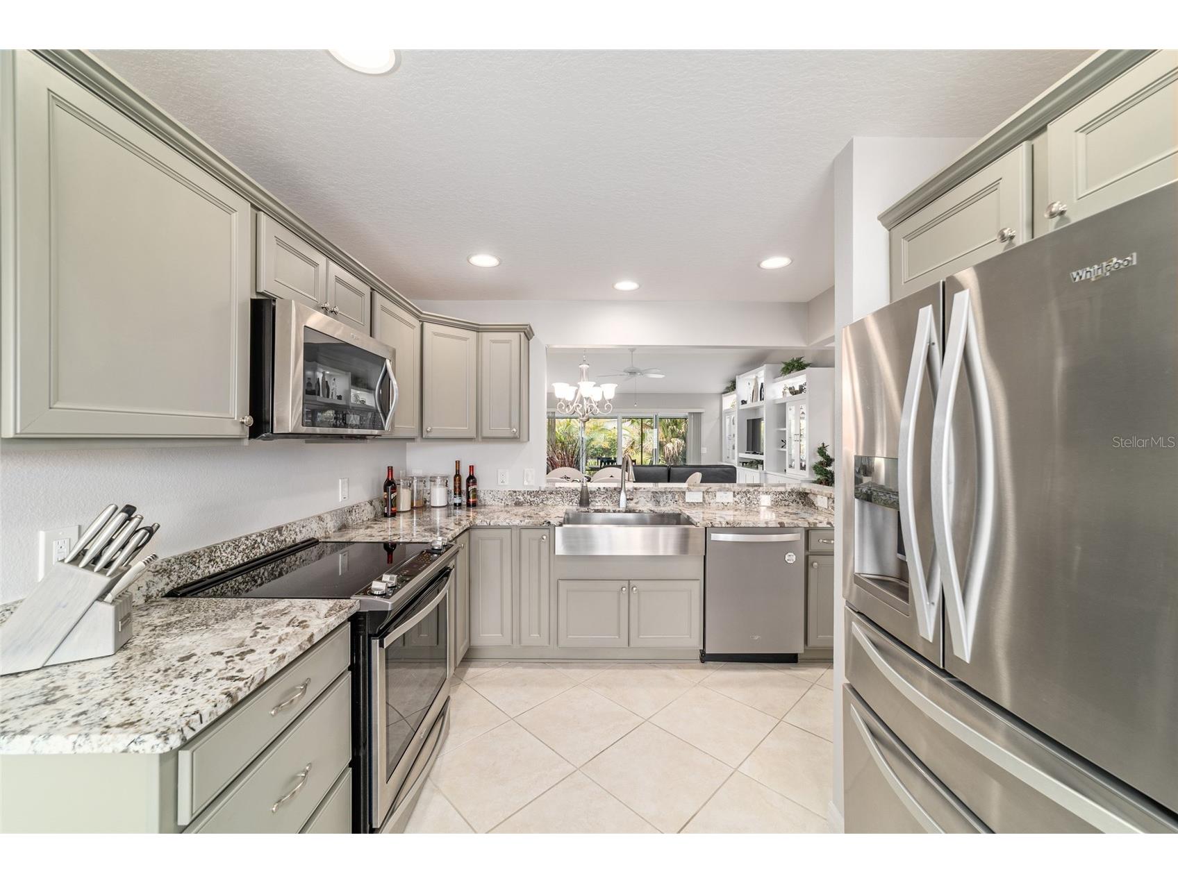 3285 Dressendorfer Drive The Villages FL 32163 OM724285 image18