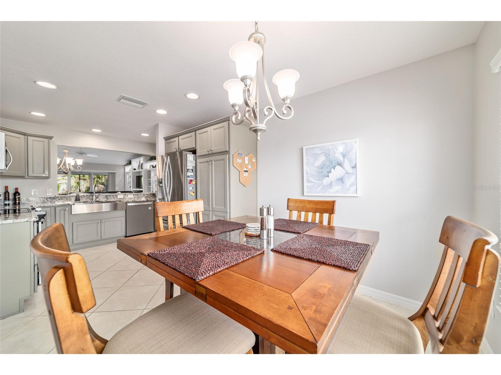 3285 Dressendorfer Drive The Villages FL 32163 OM724285 image20