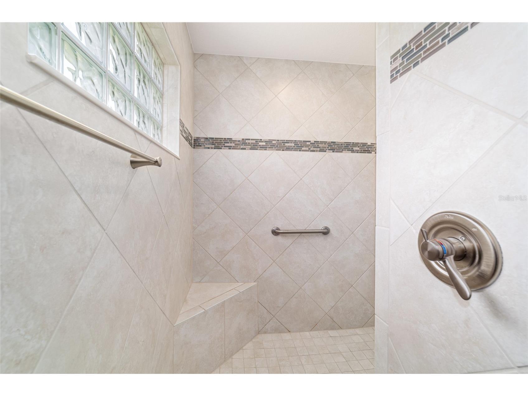 3285 Dressendorfer Drive The Villages FL 32163 OM724285 image27