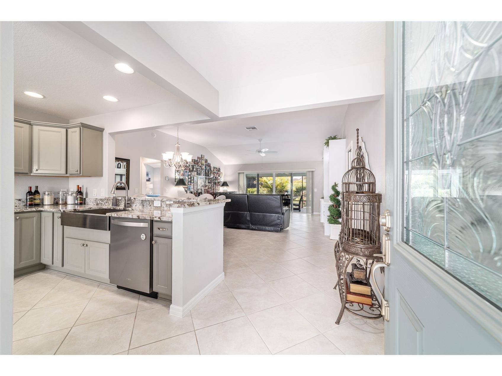3285 Dressendorfer Drive The Villages FL 32163 OM724285 image6