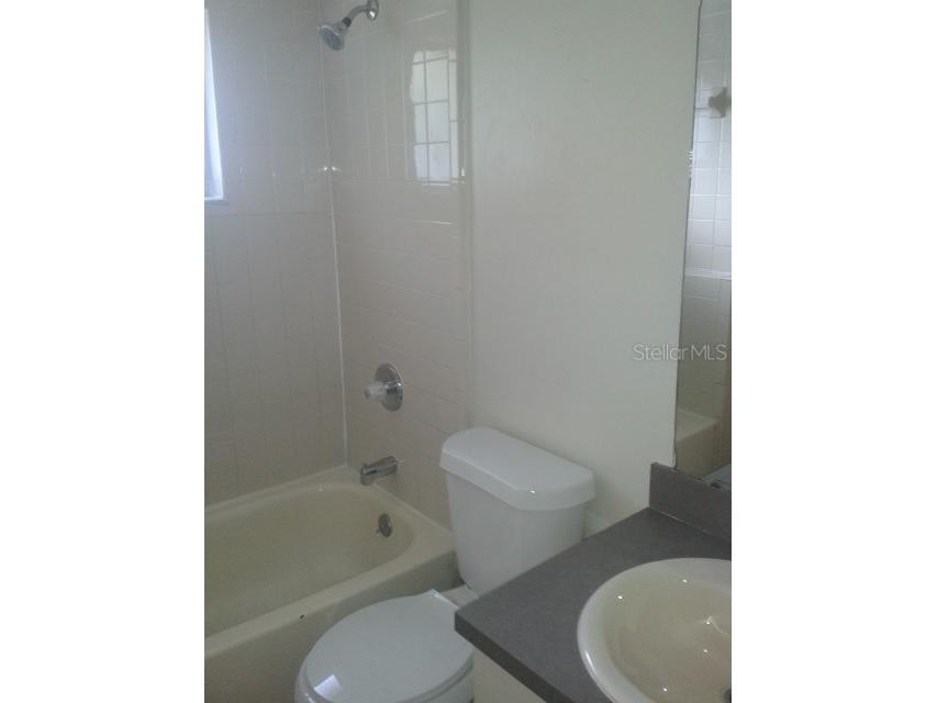 3285 Split Willow Drive Orlando FL 32808 O6373711 image10